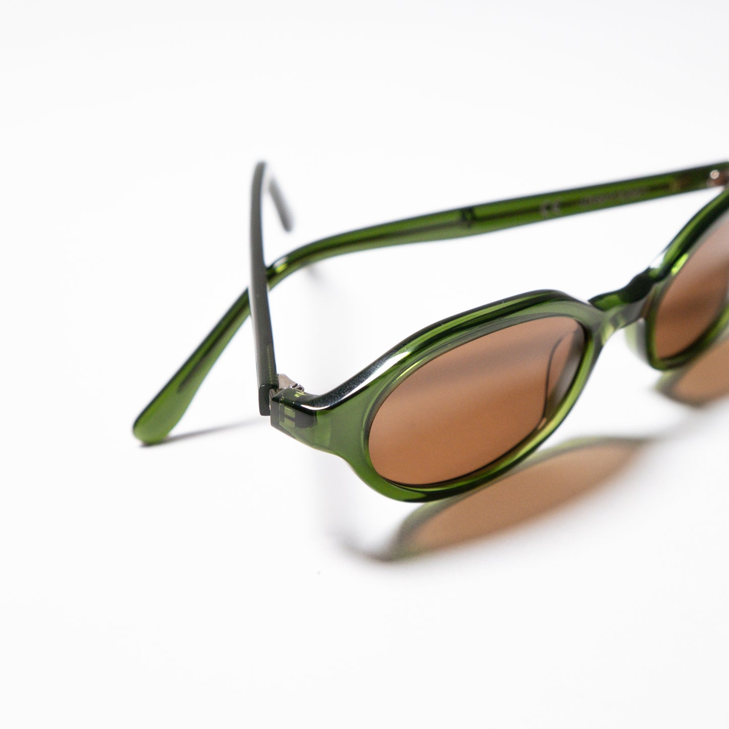 LUKA - MOSS GREEN / Maple Polarised Lens