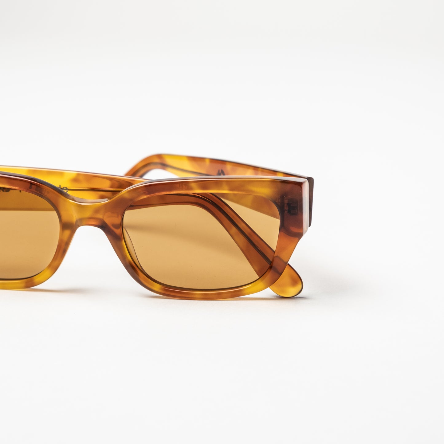 ARCADE - BLONDE TORT / Honey Polarised Lens