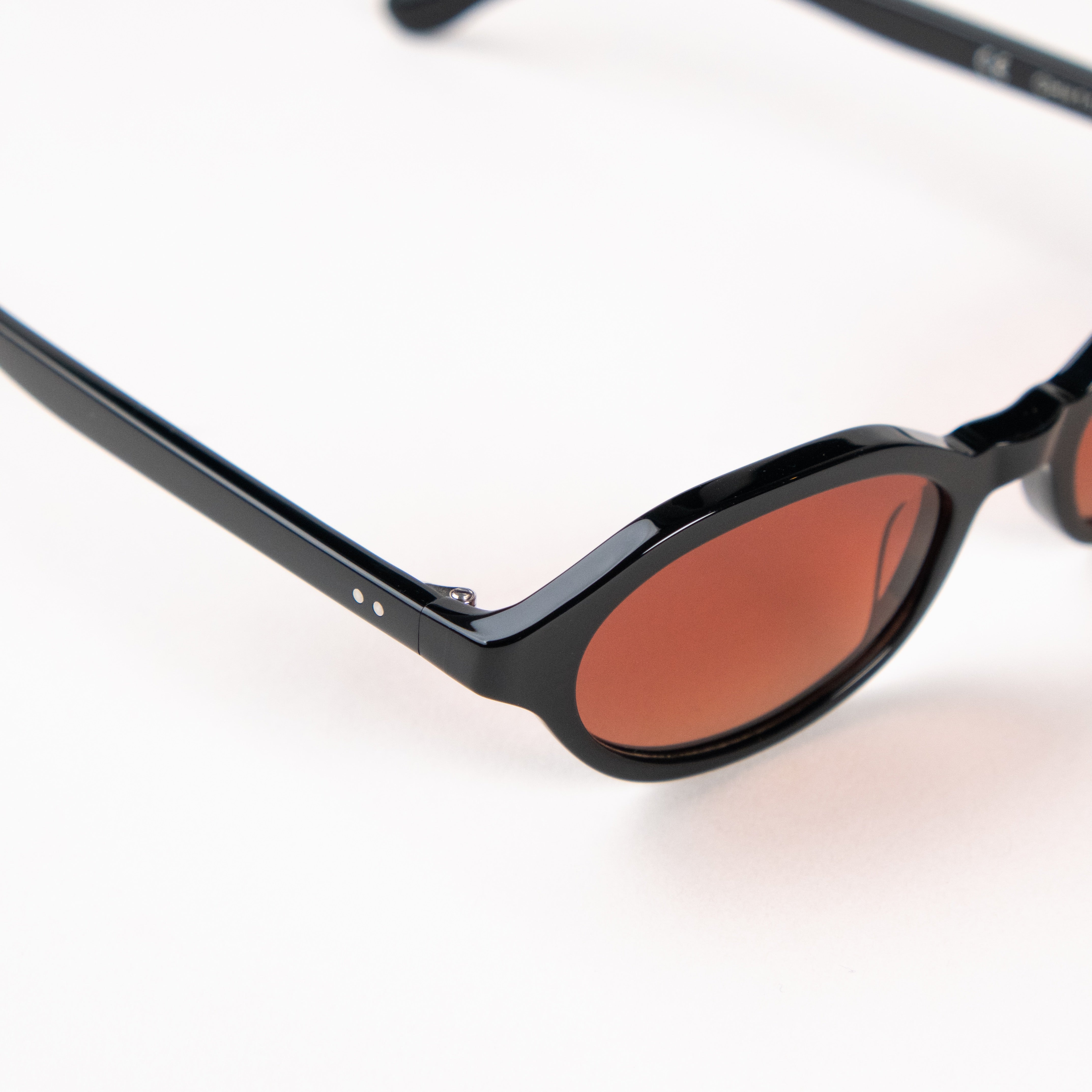 chutts LUKA サングラス LUKA - BLACK / Cherry Polarised Lens – chutts