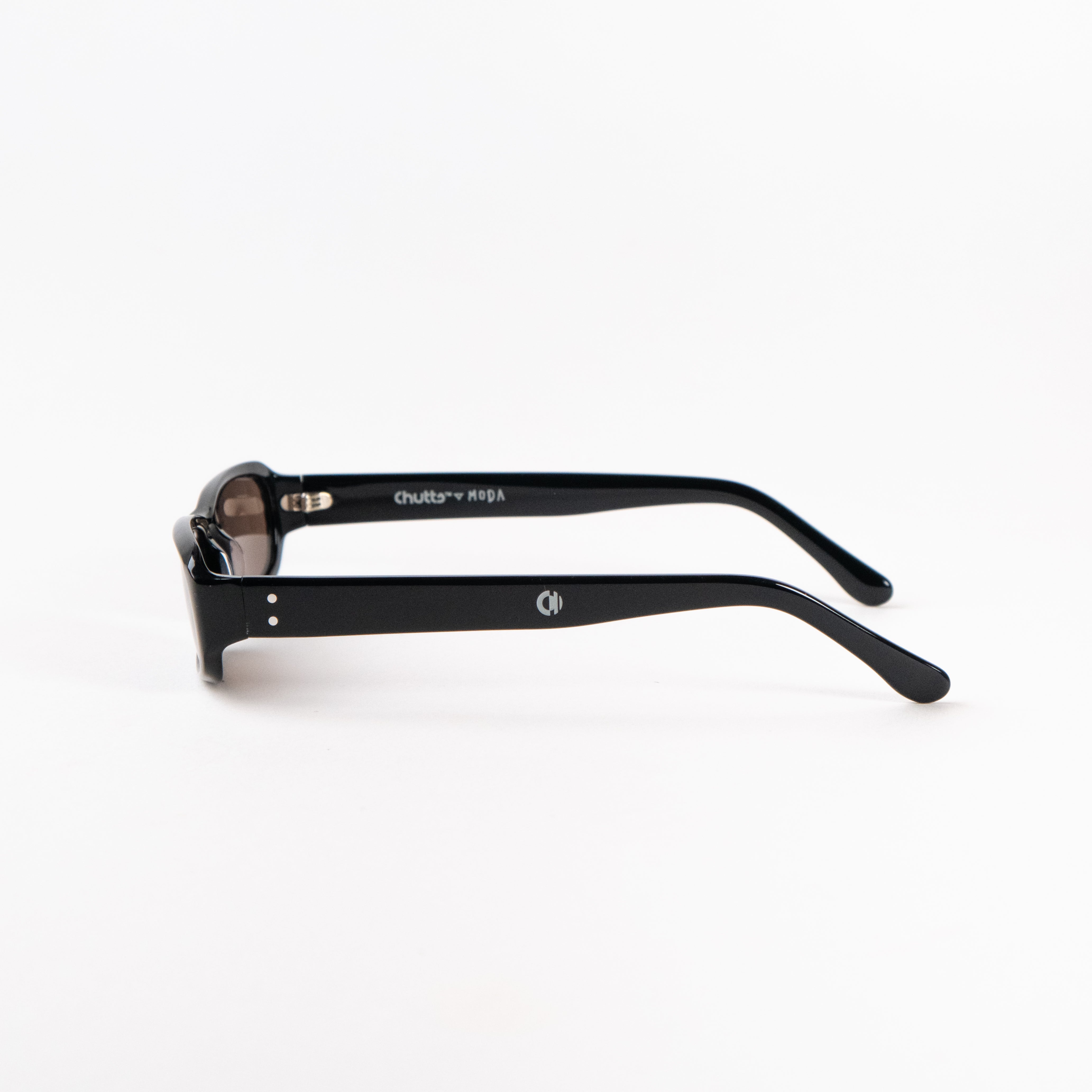 MODA - BLACK / POLARISED GRAPHITE LENS – chutts