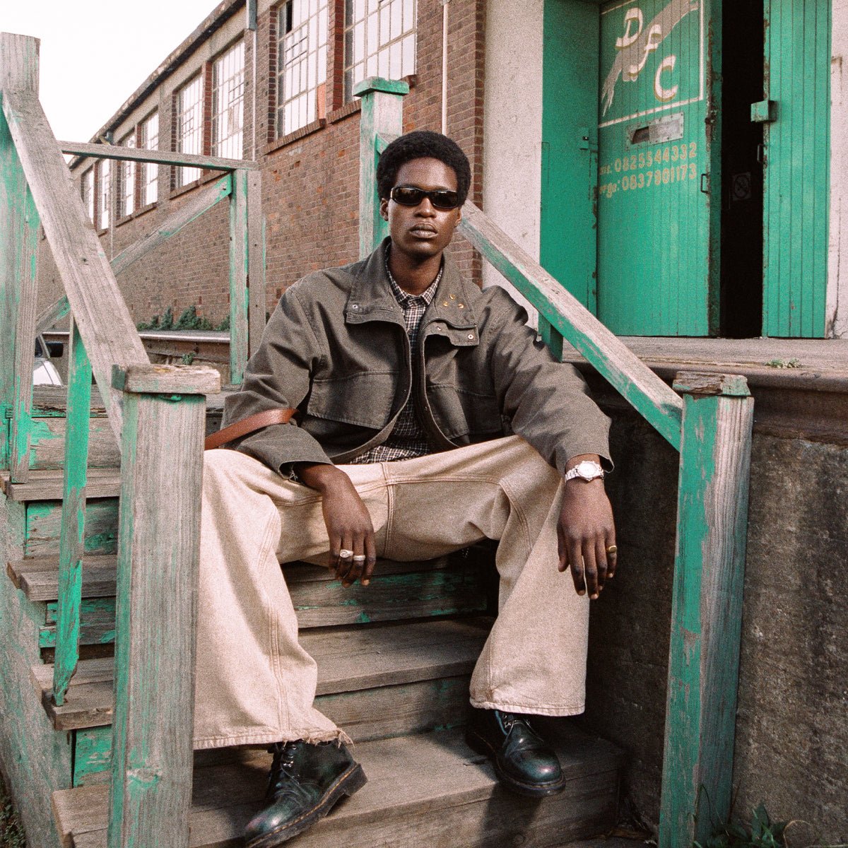 ZANE - BLACK /  POLARISED MAPLE LENS