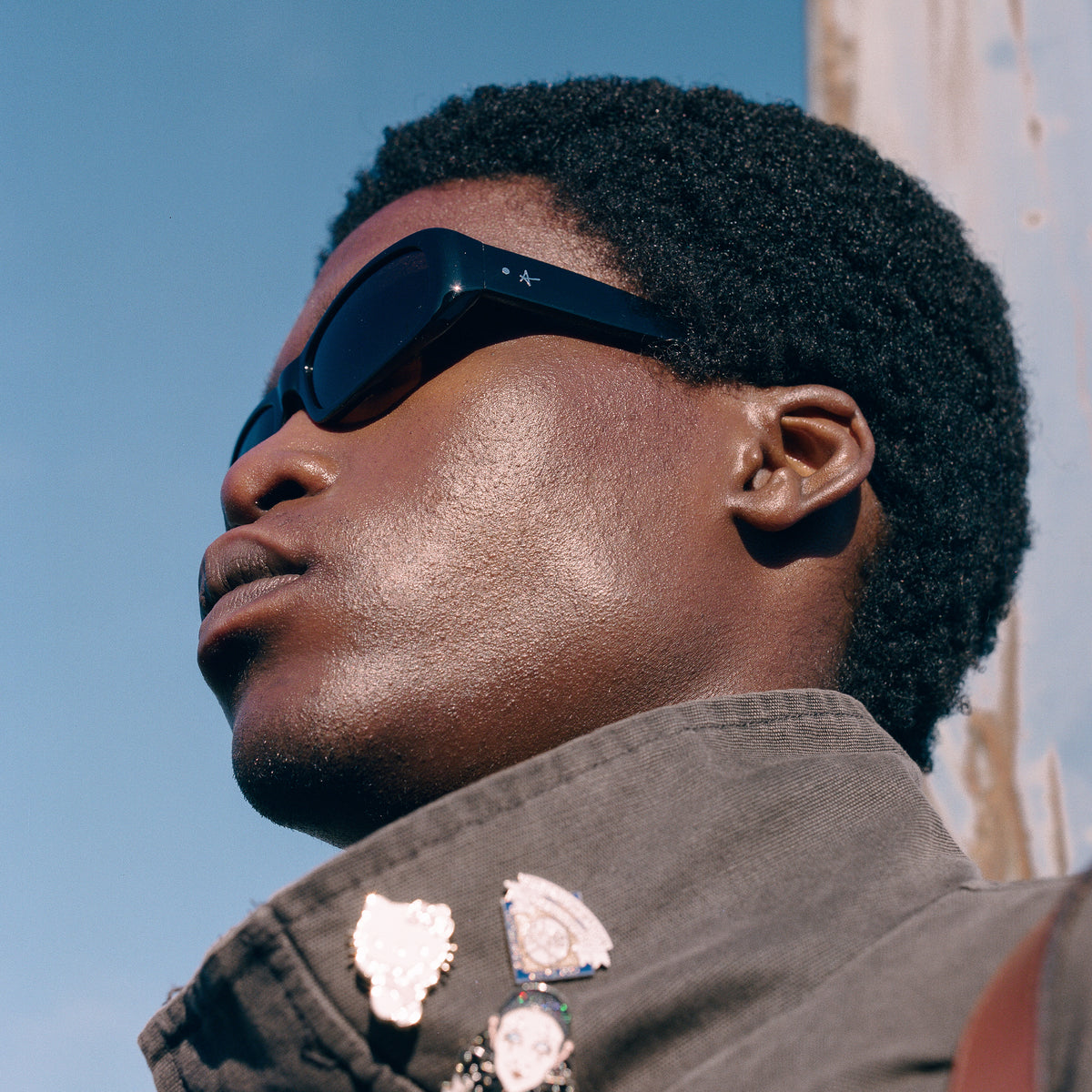 ZANE - BLACK /  POLARISED MAPLE LENS
